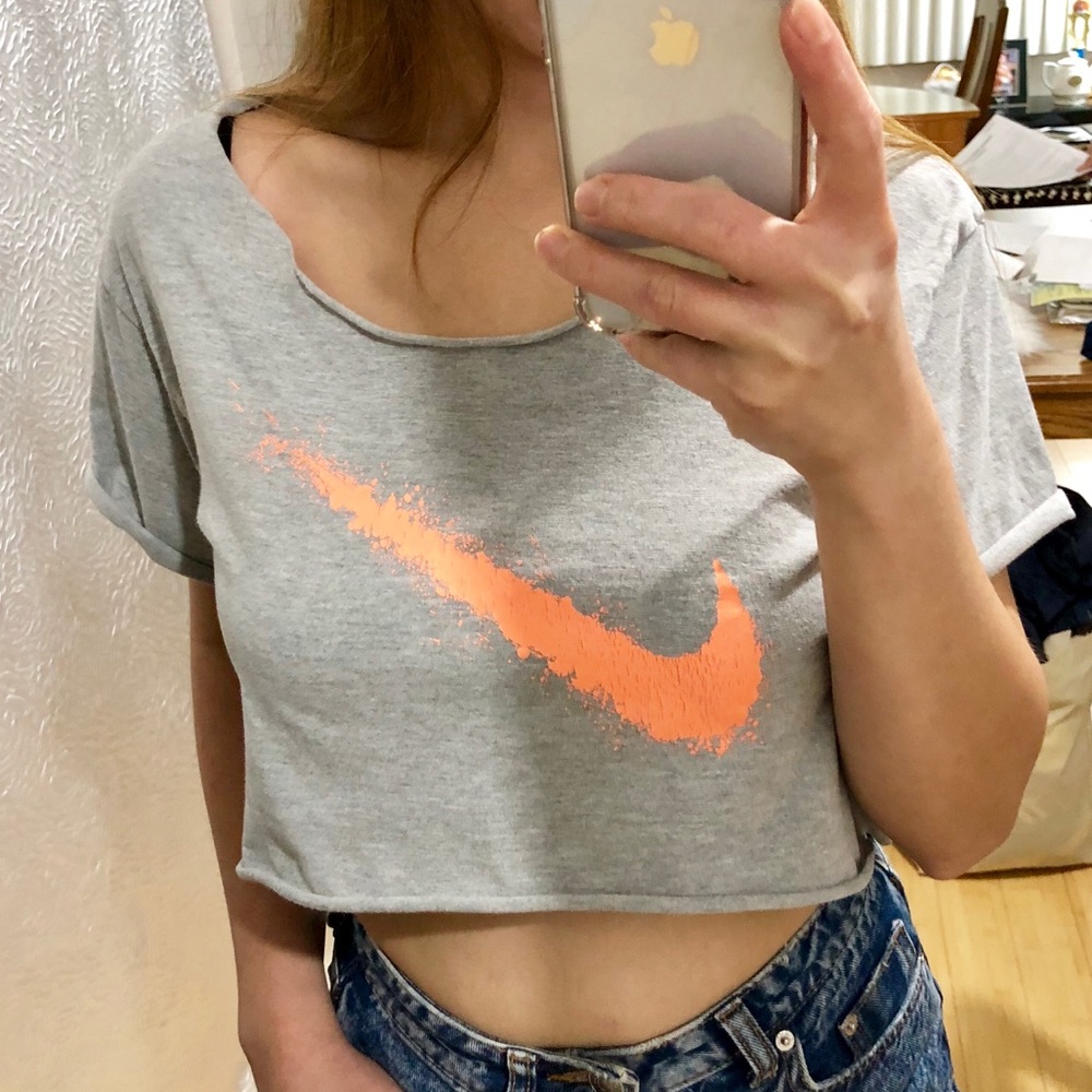 Nike Crop Top